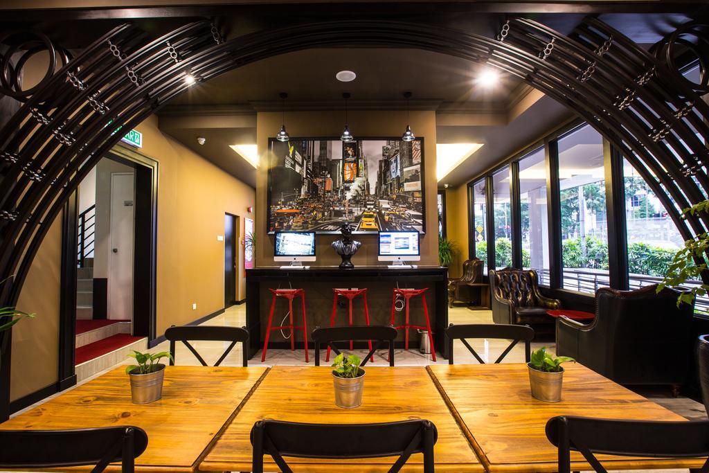 Manhattan Business Hotel Damansara Perdana Petaling Jaya Eksteriør bilde
