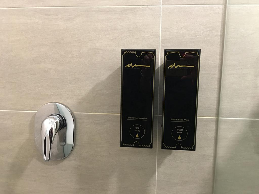 Manhattan Business Hotel Damansara Perdana Petaling Jaya Eksteriør bilde